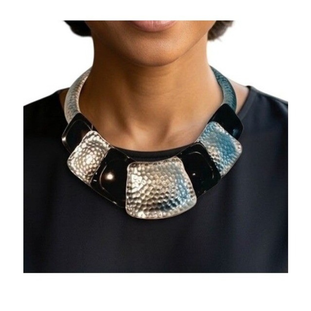 Vintage Choker Necklace Black Resin Hammered Silver Tone Metal Curved Length